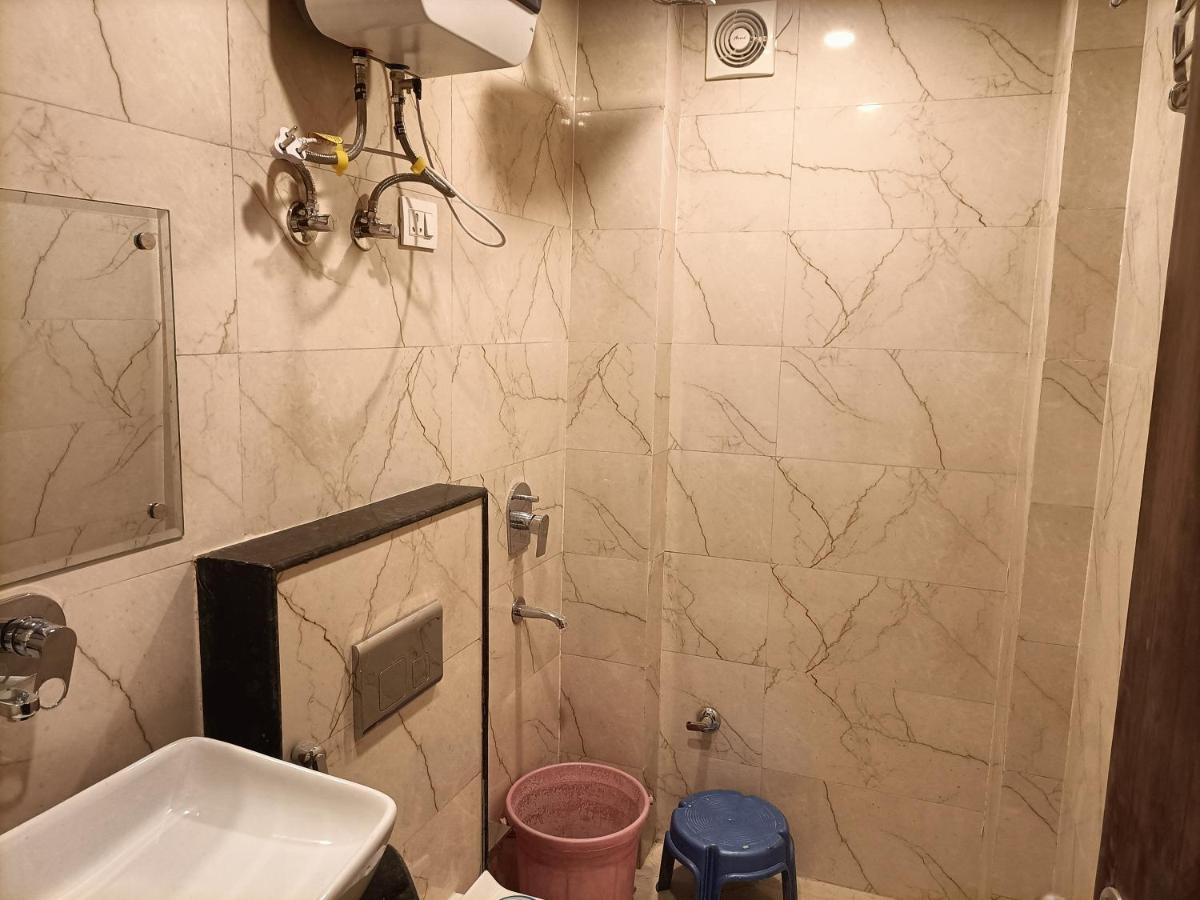 Family Hotel Tark Near Igi Airport Delhi Új-Delhi Kültér fotó